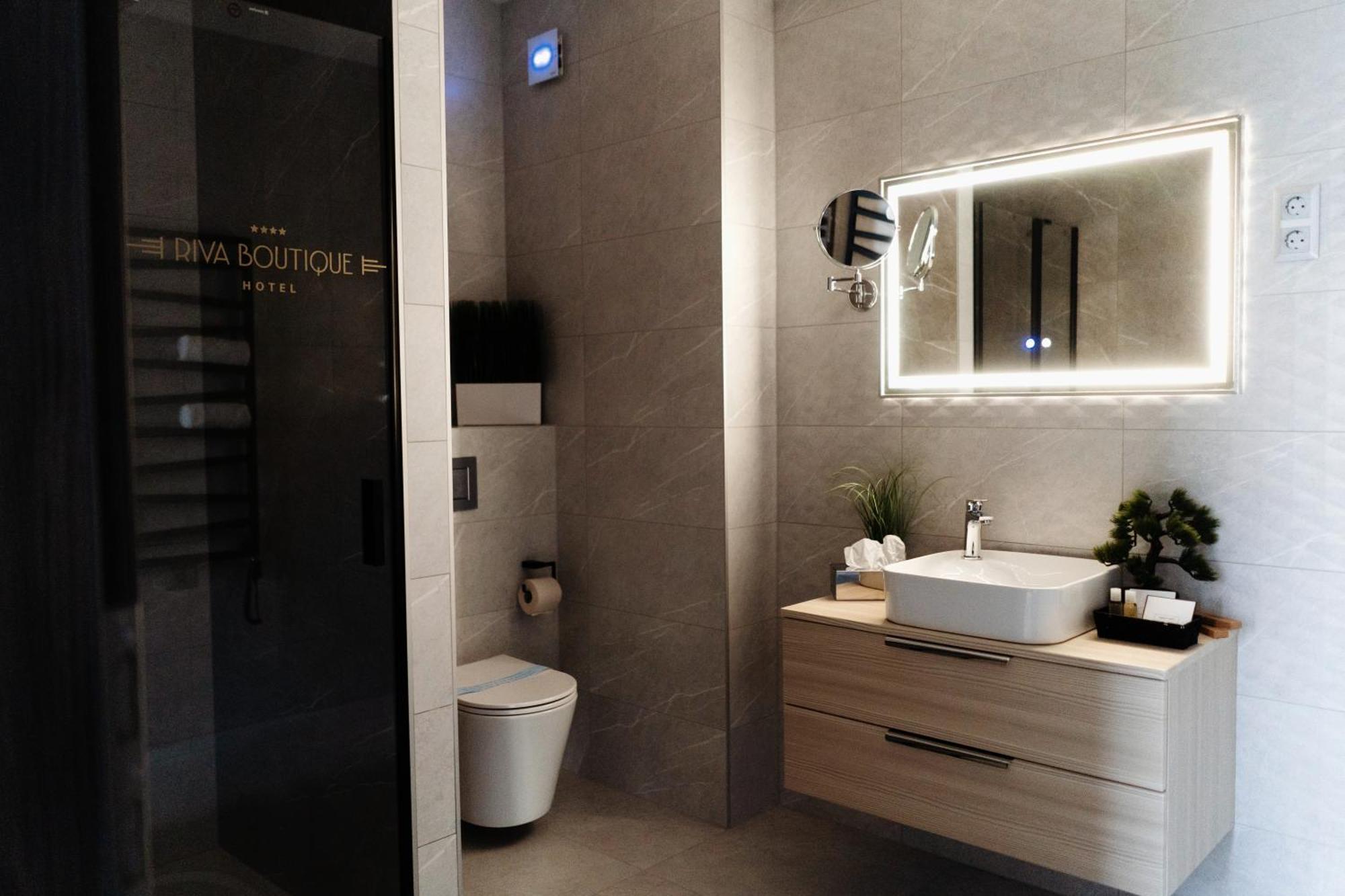 Riva Boutique Hotel セゲド エクステリア 写真
