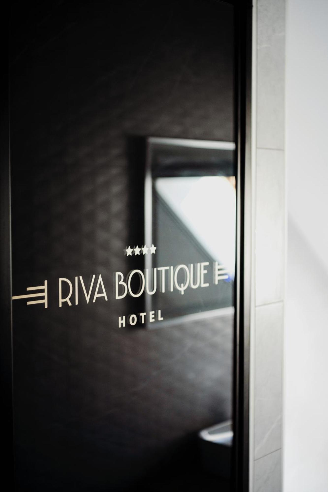 Riva Boutique Hotel セゲド エクステリア 写真