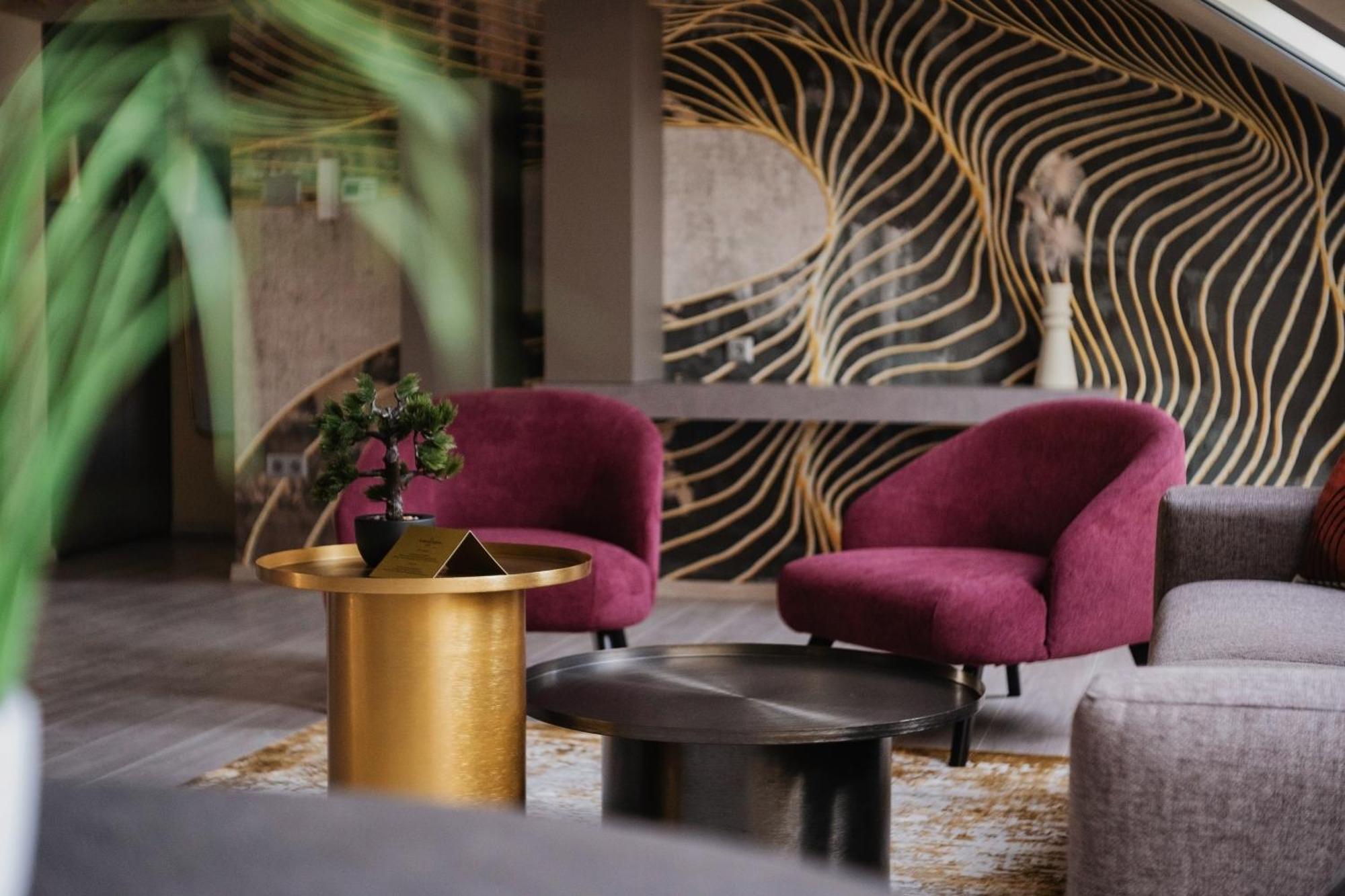 Riva Boutique Hotel セゲド エクステリア 写真